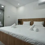 Hotel Riverside 3*